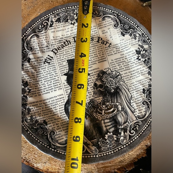 NWOT Queen’s Gothic Skeleton Bride & Groom Wedding Couple Til Death Plate - Picture 10 of 10